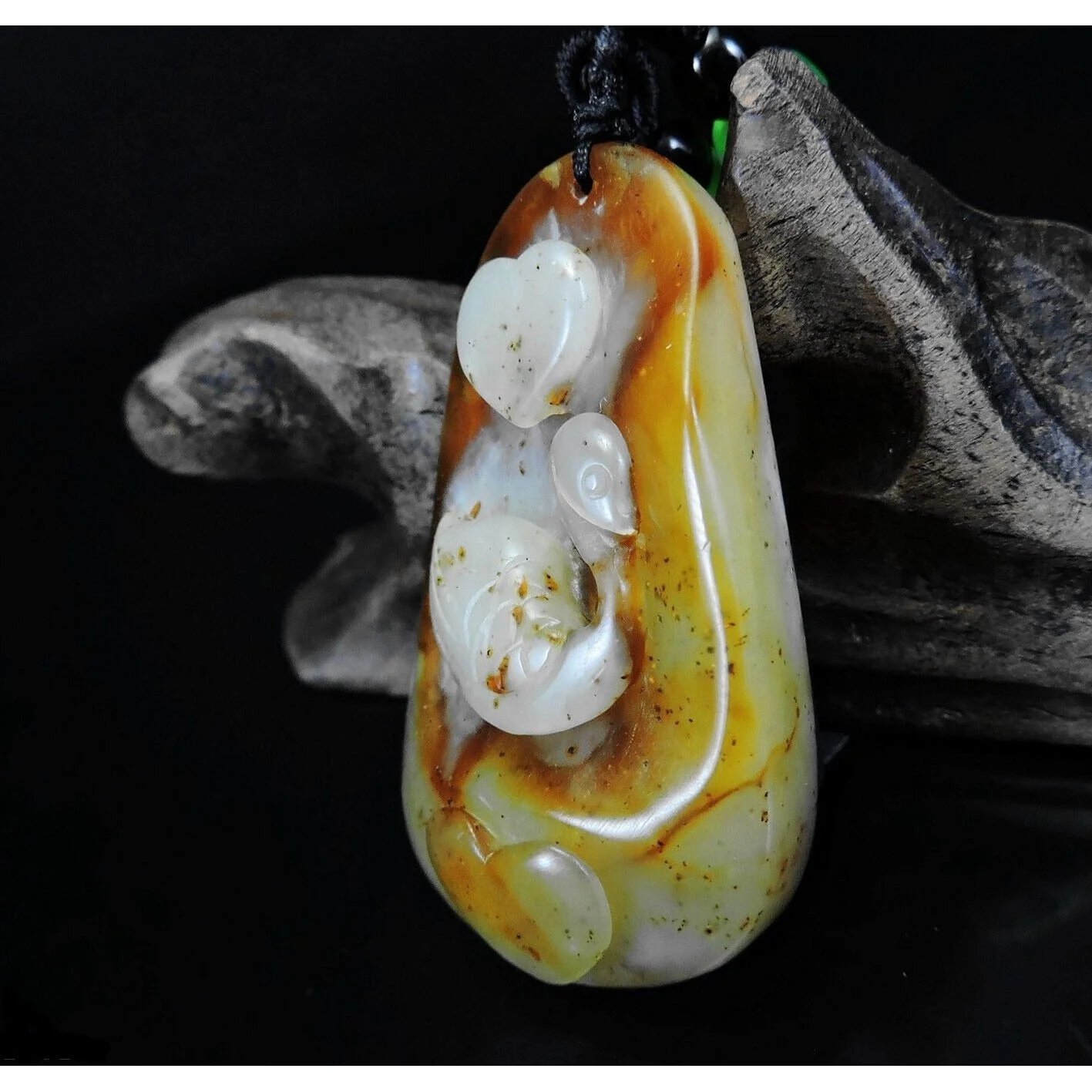100% Natural Hand-carved Jade Pendant Jadeite Necklace Swan Love - Image 3