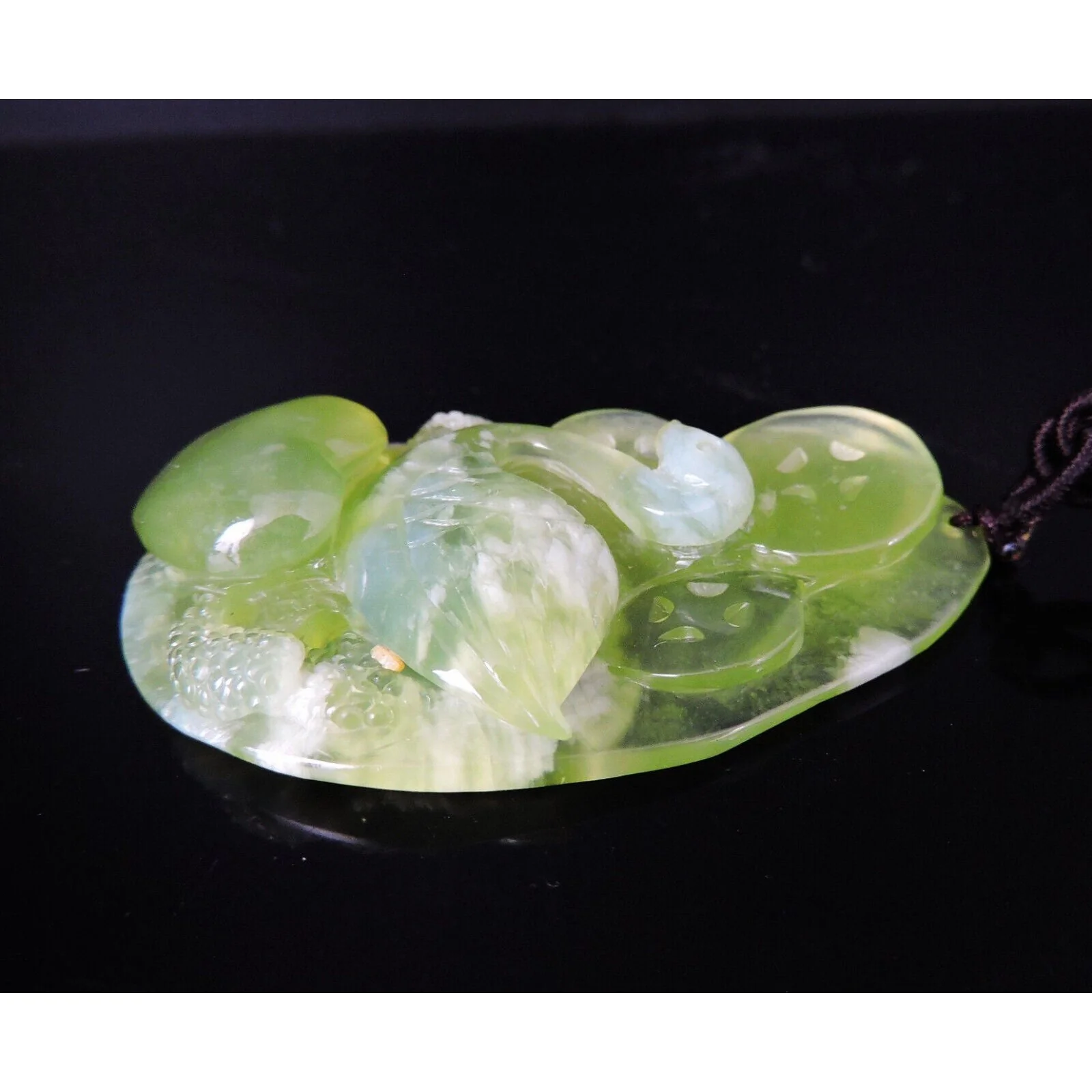100% Natural Hand-Carved Jade Pendant Jadeite Necklace Swan & Love - Image 4