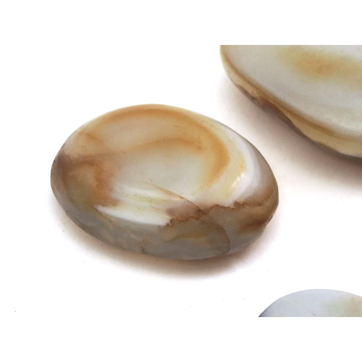 14th to 18th century Luk Mik Heirloom Suleiman Agate Dzi Beads, C - Image 5