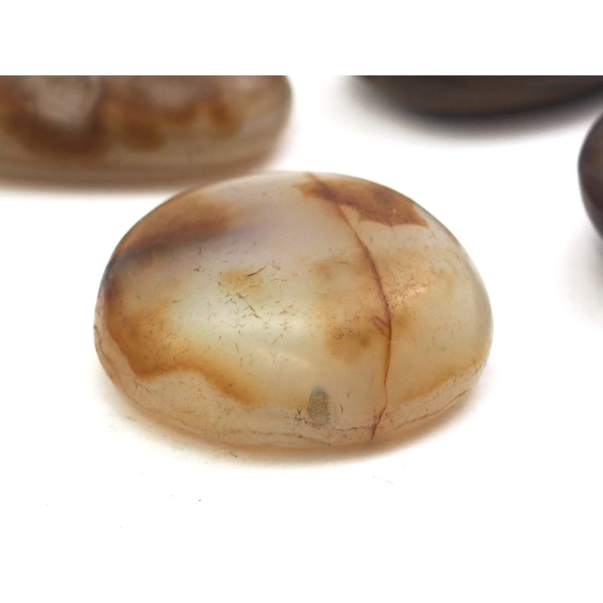 14th to 18th century Luk Mik Heirloom Suleiman Agate Dzi Beads, C - Image 9
