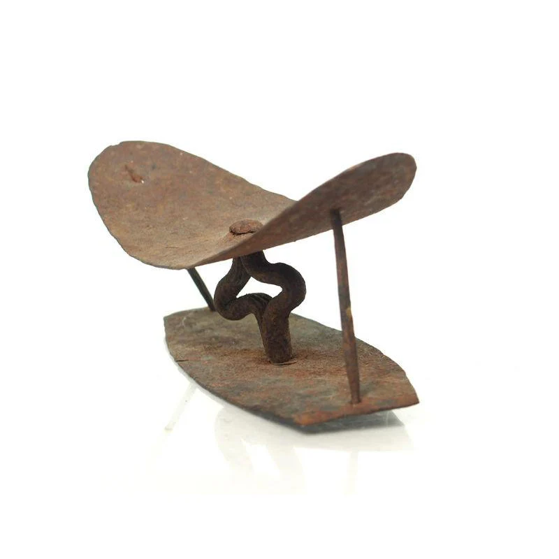 17 to 18th Century Iron Funerary Headrest 1 - Image 3
