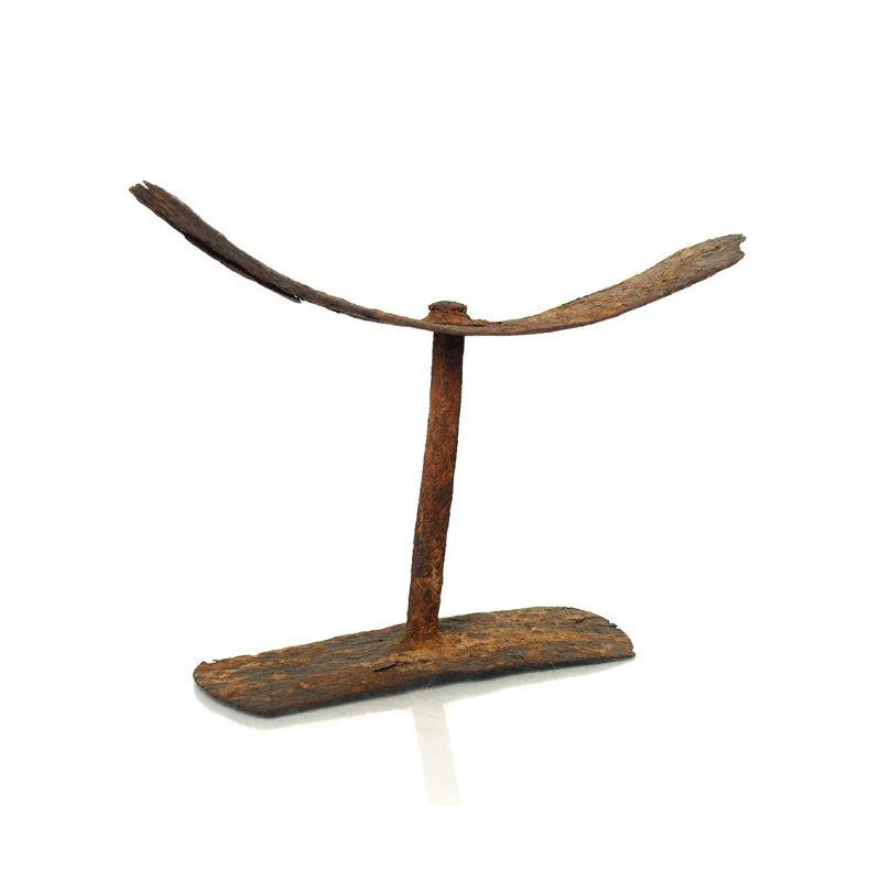 17 to 18th Century Iron Funerary Headrest 2 - Image 2