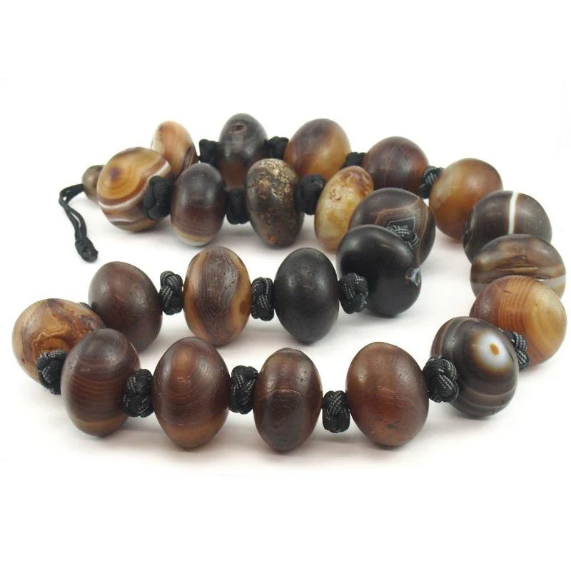 18-19th C. Tibetan Banded Agate Necklace - Image 5