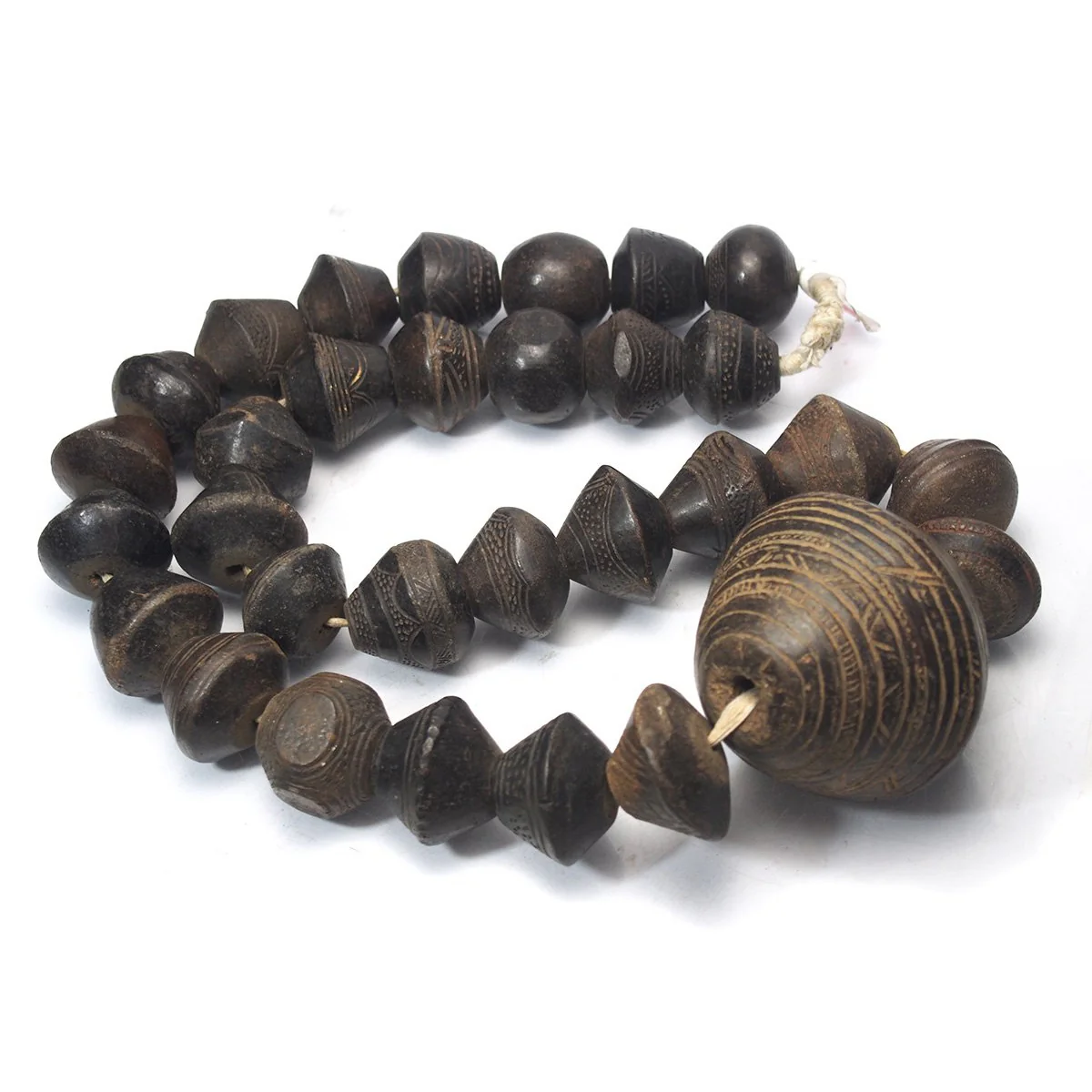 19th Century Tiv Terra Cotta Spindle Whorls Beads / Necklace - Image 3