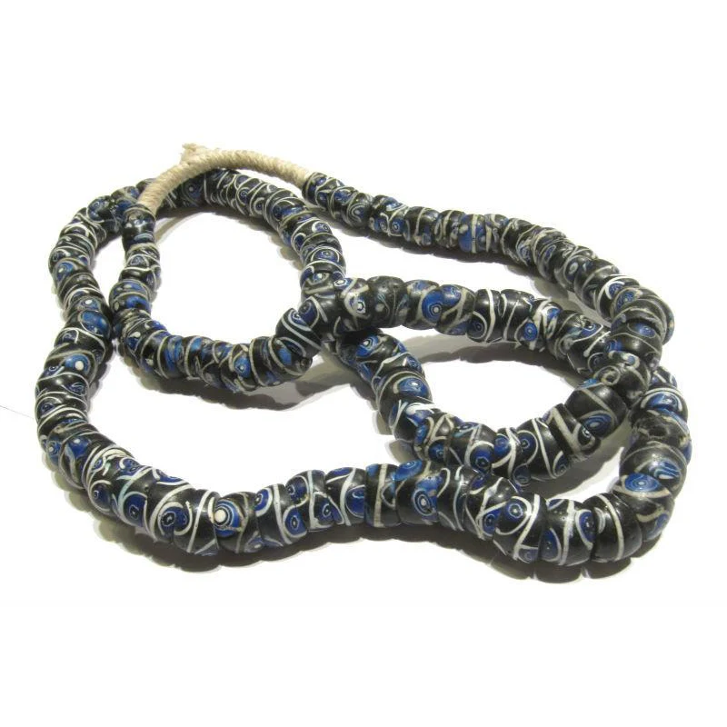 19th Century Venetian Blue "Eye" Beads / Necklace - Image 3