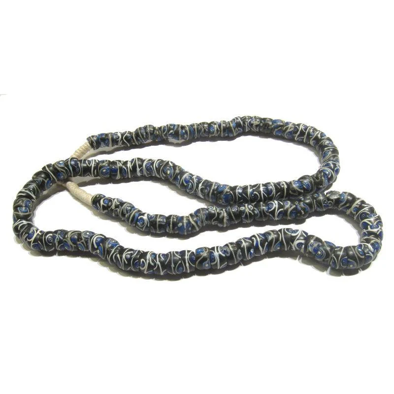 19th Century Venetian Blue "Eye" Beads / Necklace - Image 4
