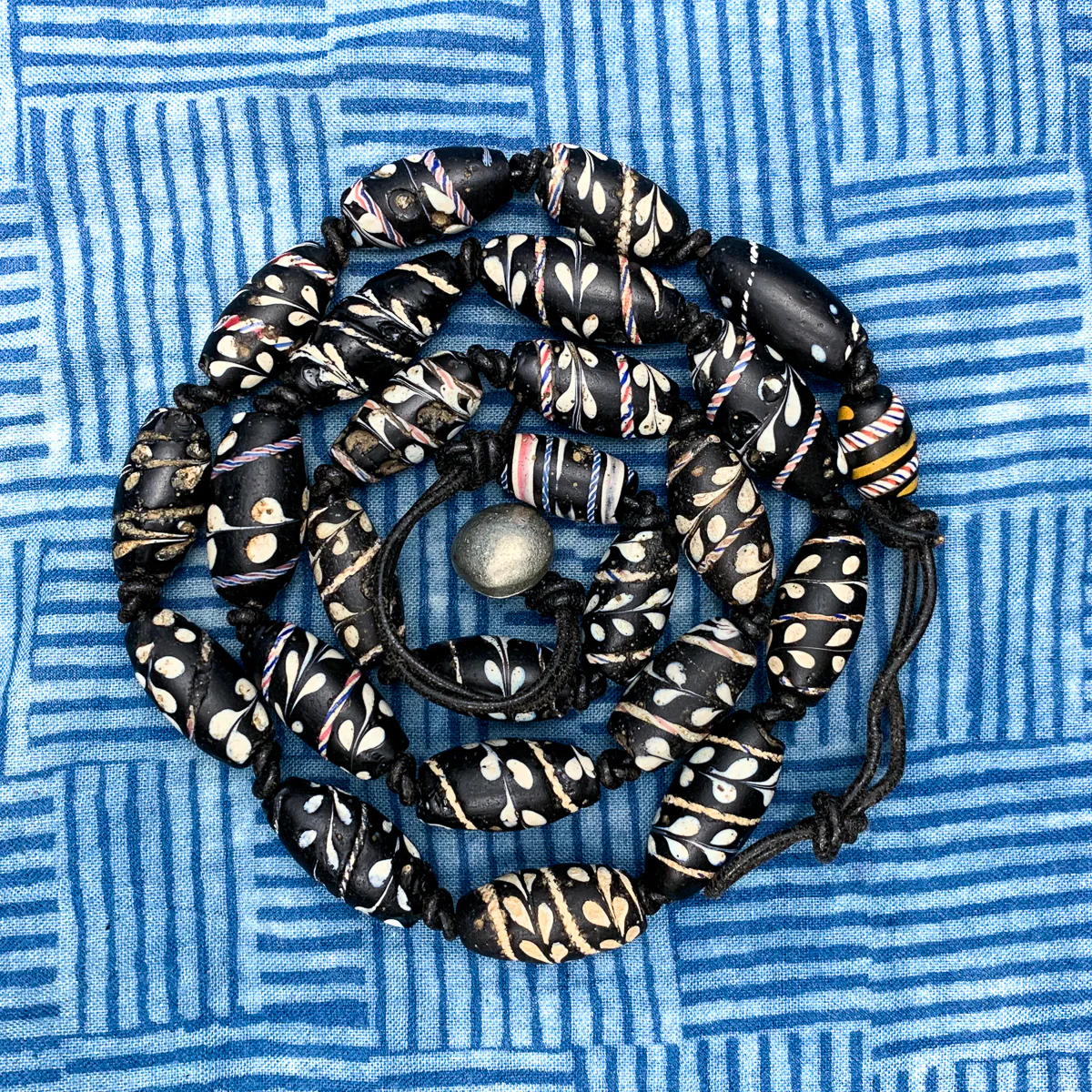 19th Century Venetian "Lewis and Clark" or "Ambassador" Trade Beads from Nigeria - Image 4
