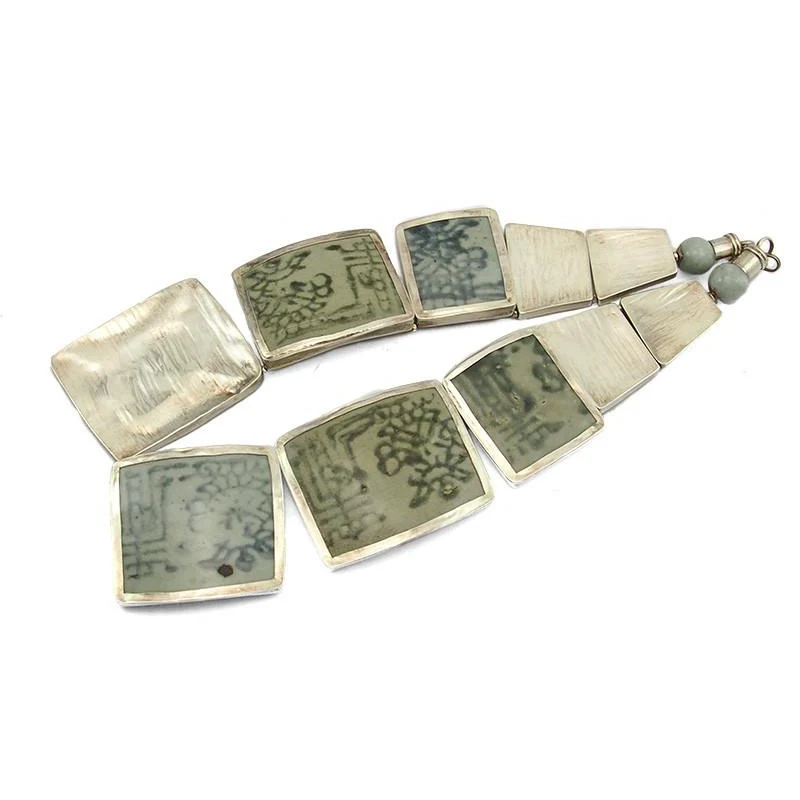95% Pure Silver with 19th Century Pottery Fragments Necklace - Image 2