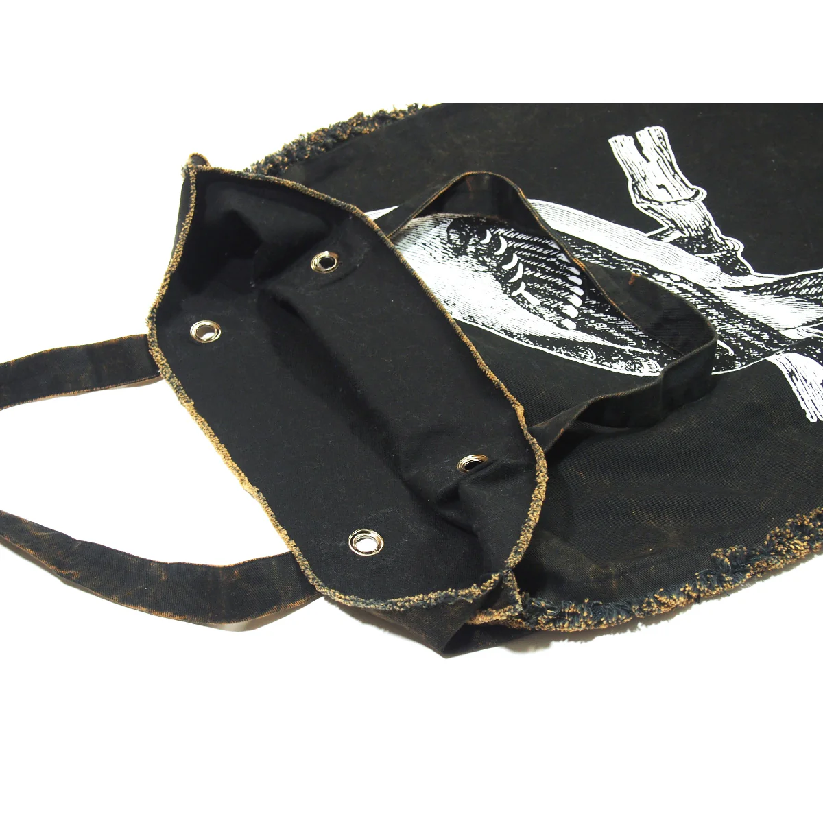 A Wren's Song Oversize Tote Bag - Image 5