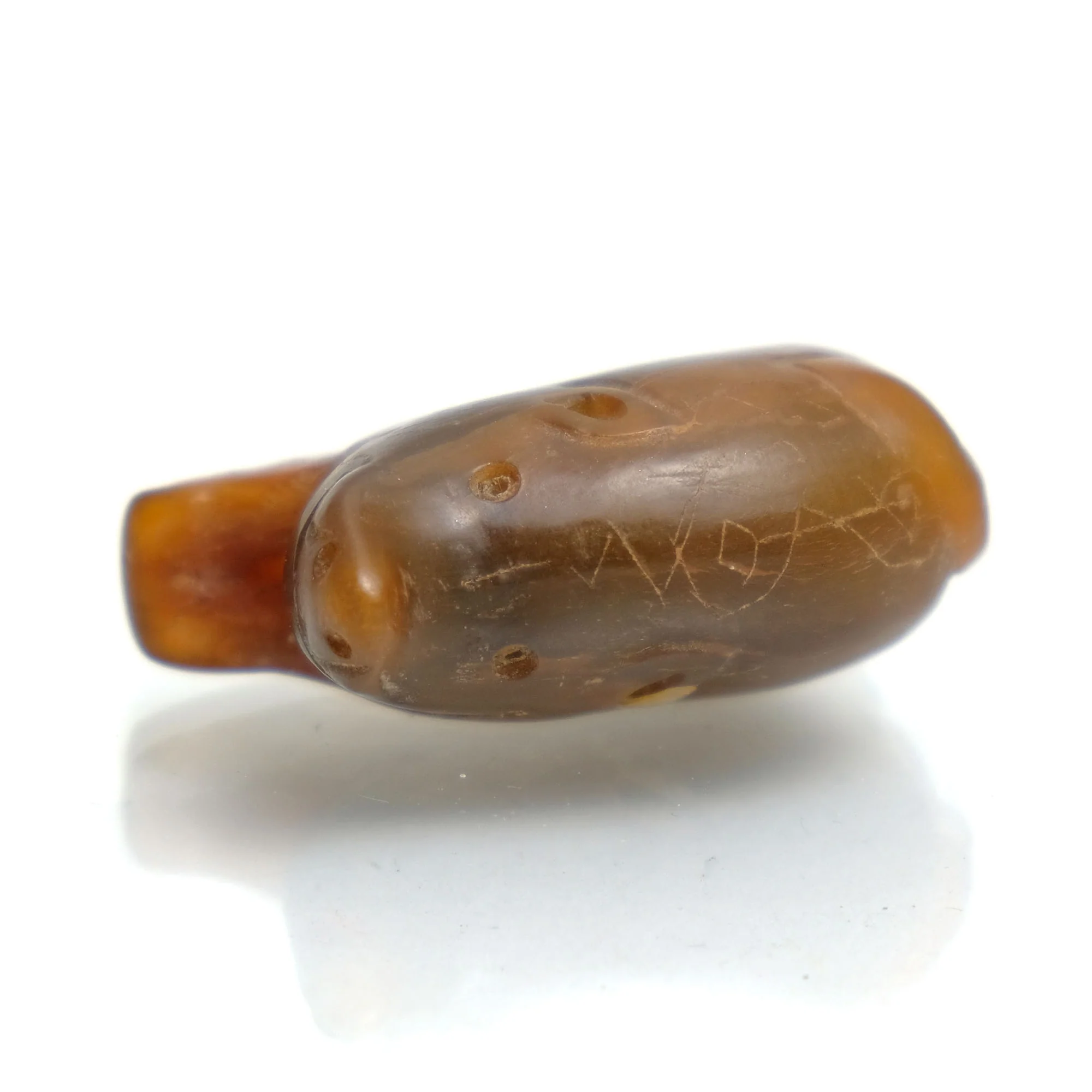 Prosperous Pig Hand Carved Cow Horn Amulet - Image 4