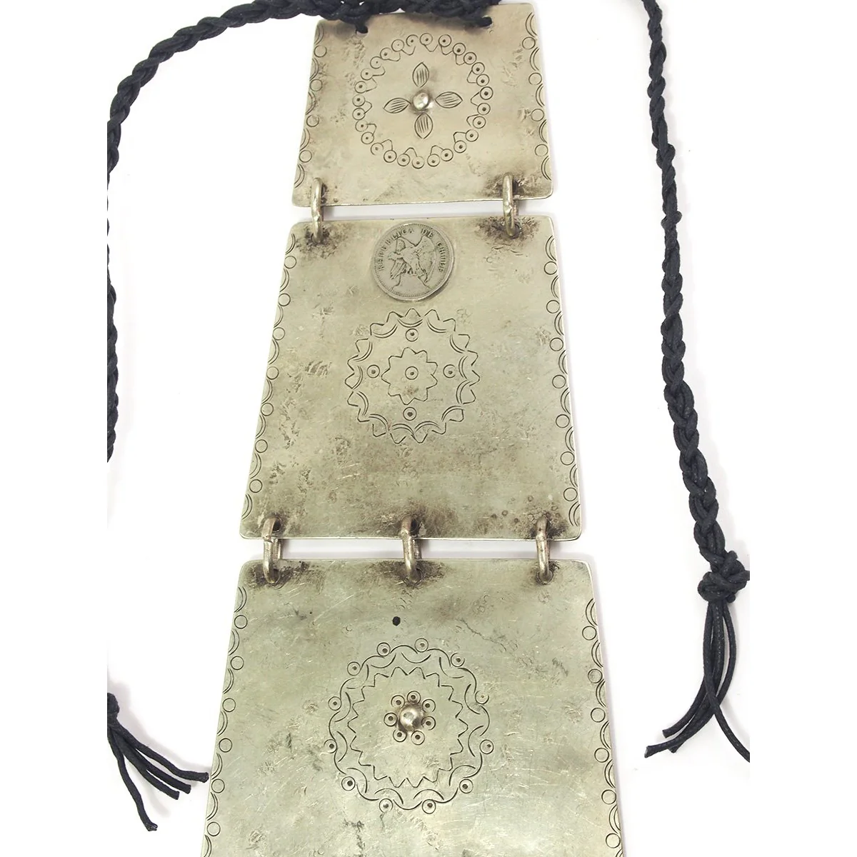 Antique Mapuche Sikil Pectoral Necklace - Image 2