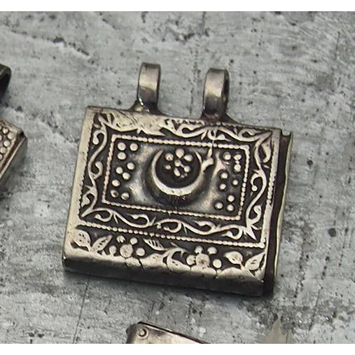 Antique Silver Small Tawidh - Image 5