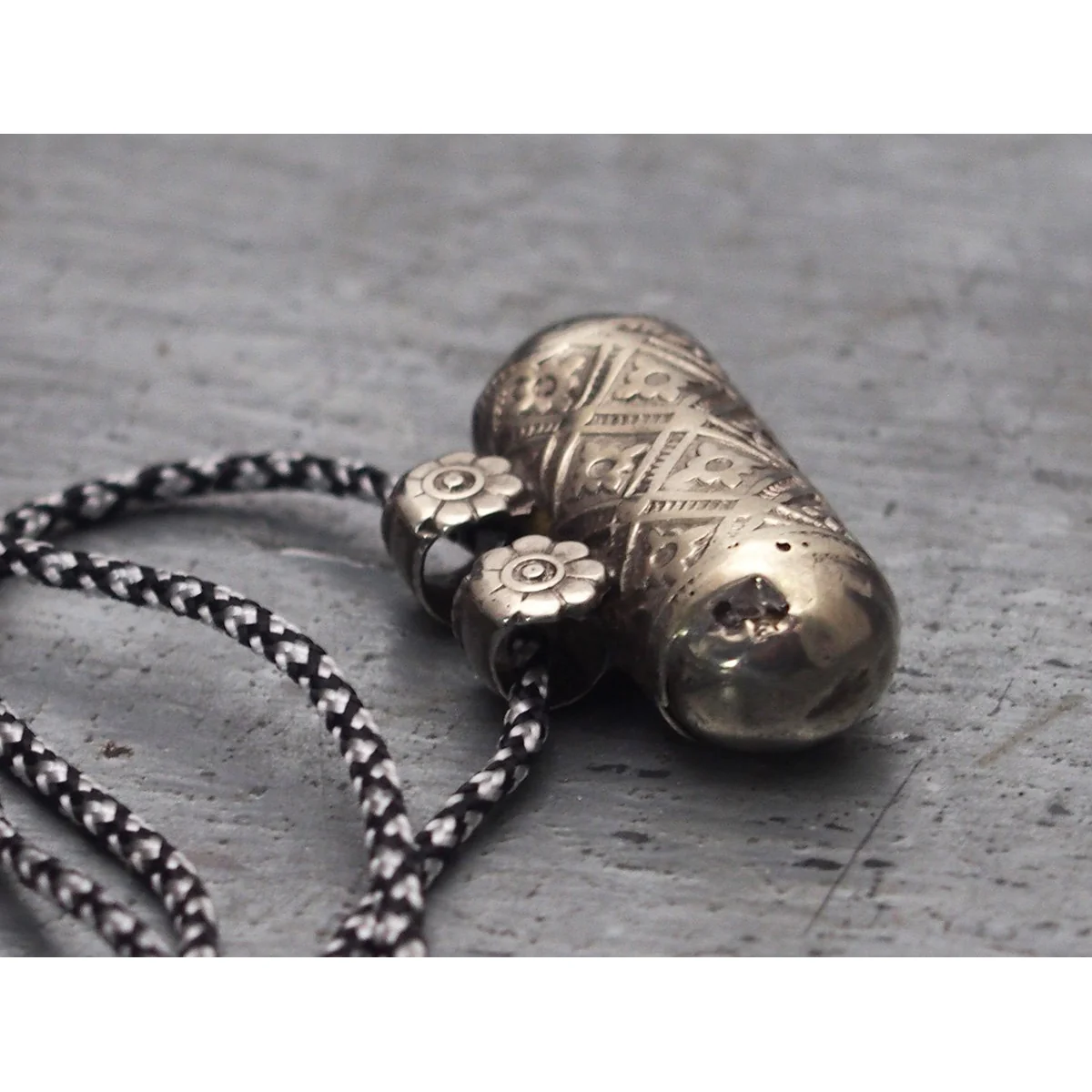 Antique Silver Small Tawidh - Image 3