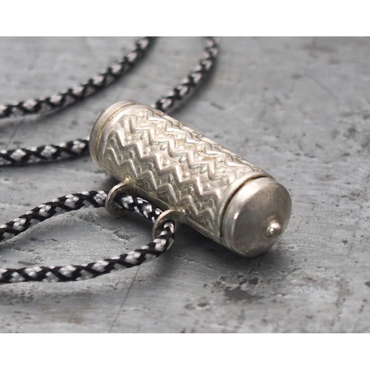 Antique Small Silver Tawidh - Image 3