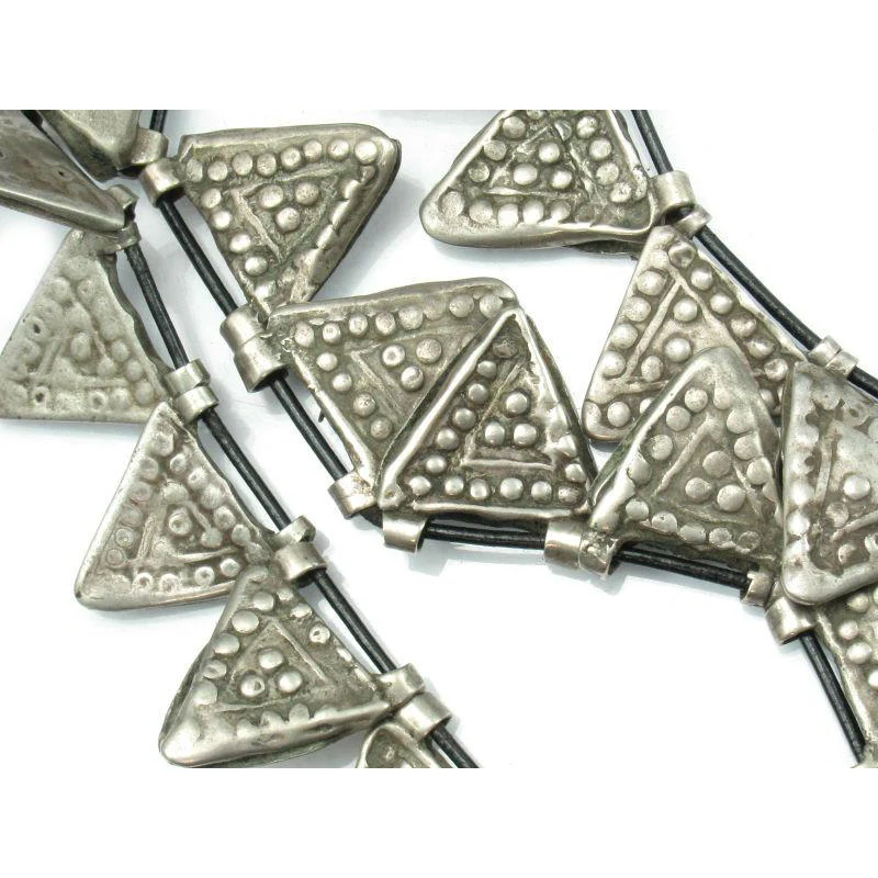 Antique Telsum Strand Necklace - Image 3