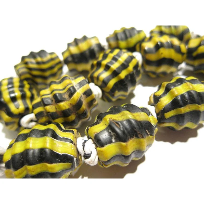 Naga Glass "Ridged Yellow Jacket" Trade Beads / Necklace - Image 3
