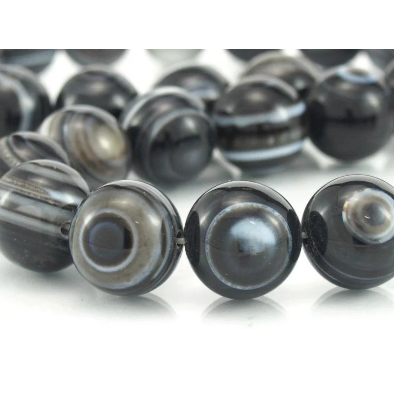 Banded Agate Smooth Round 14mm Strand - Image 4