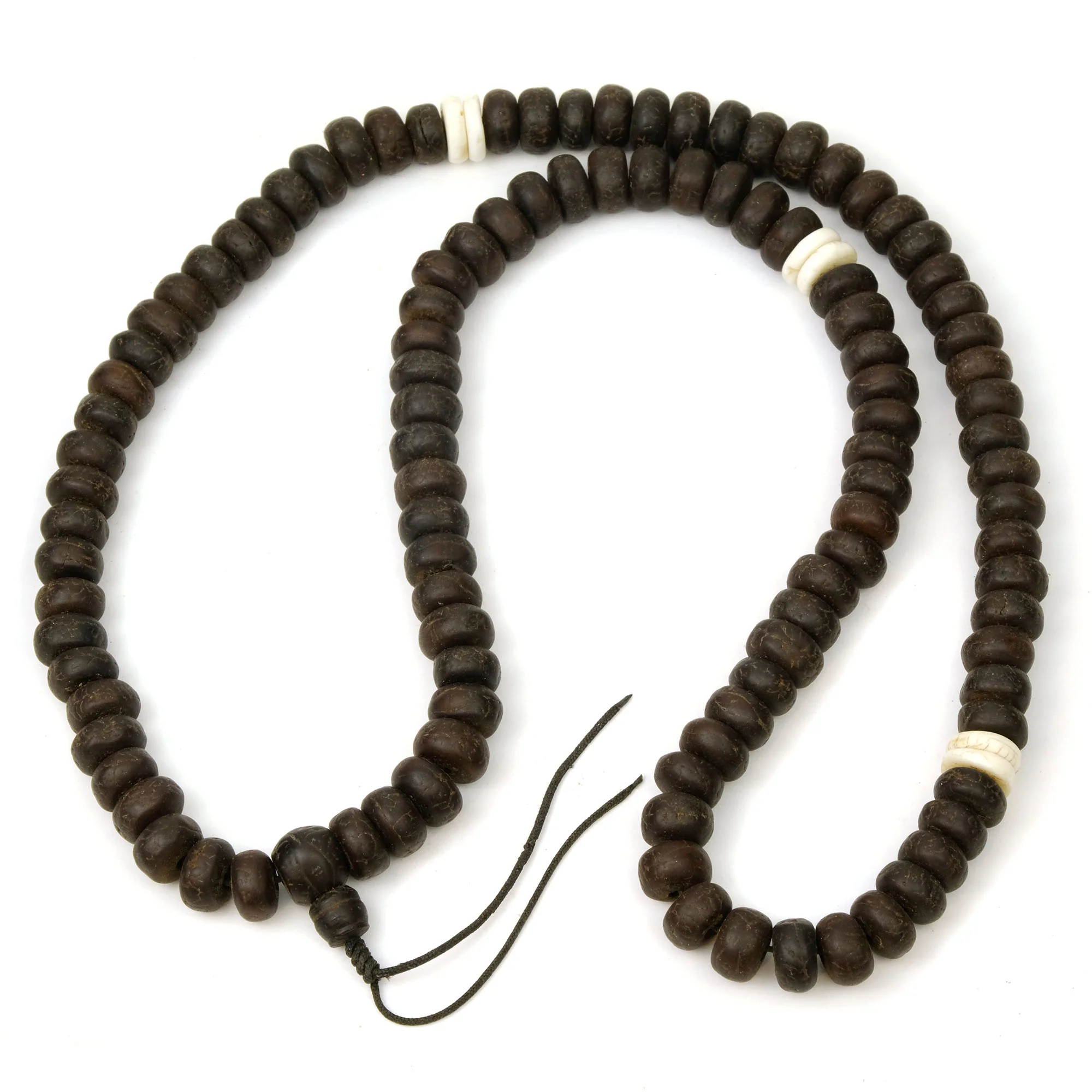 Bodhi Seed XL Mala with Sacred Shank Shell Spacers - Image 4