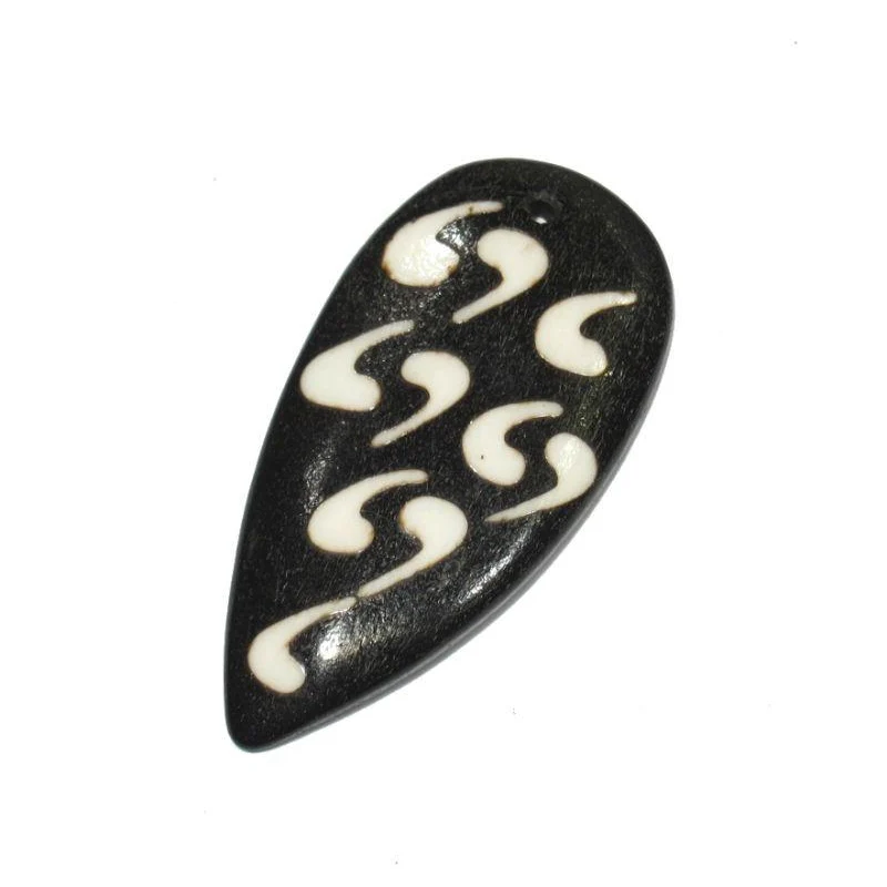 Ethiopian Shield Shape Hand Carved Cow Bone Pendant - Image 3