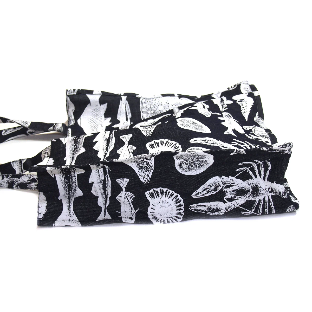 Bountiful Ocean Fish Oversize Tote Bag - Image 3