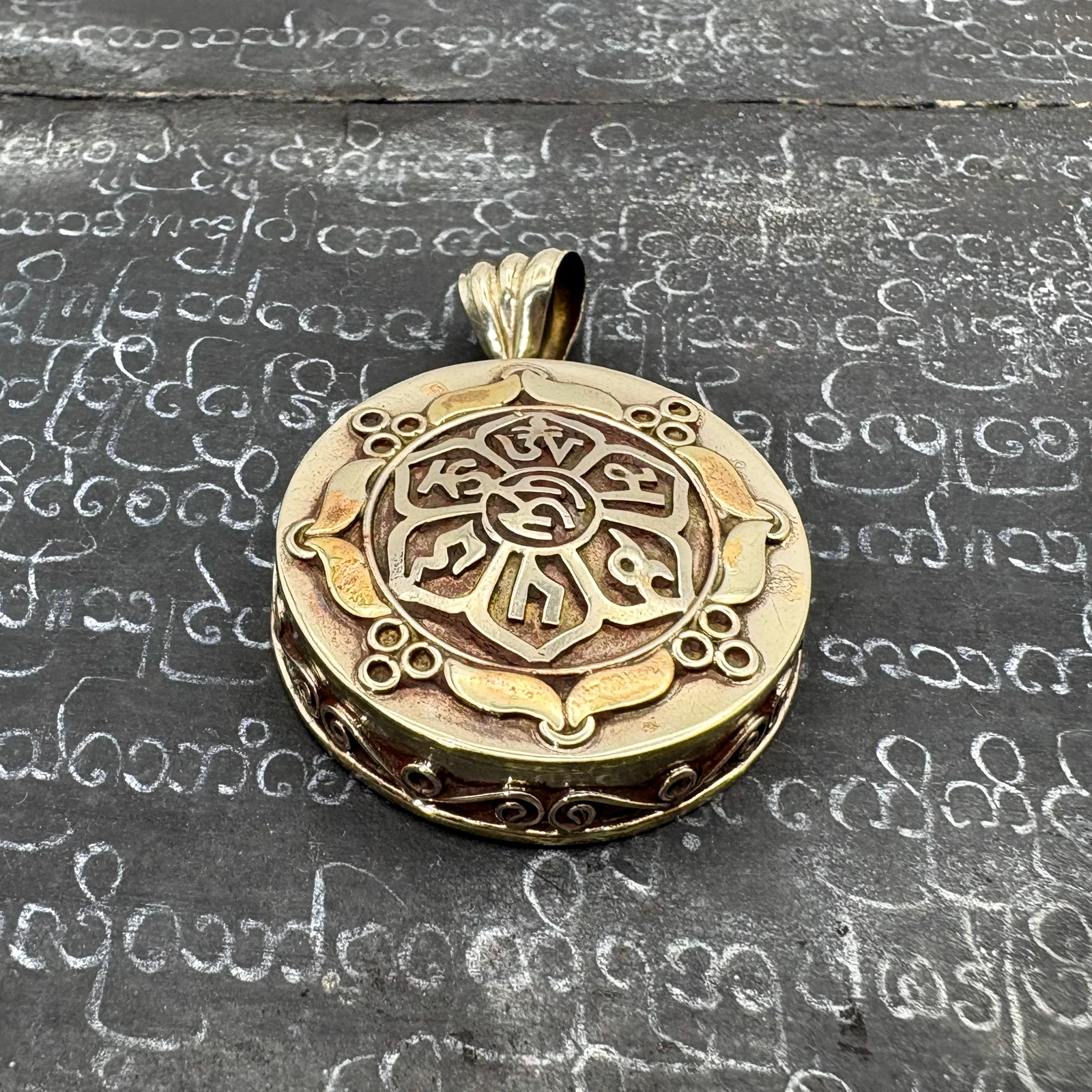 Brass Flower Ohm Gau Locket Pendant Amulet - Image 10