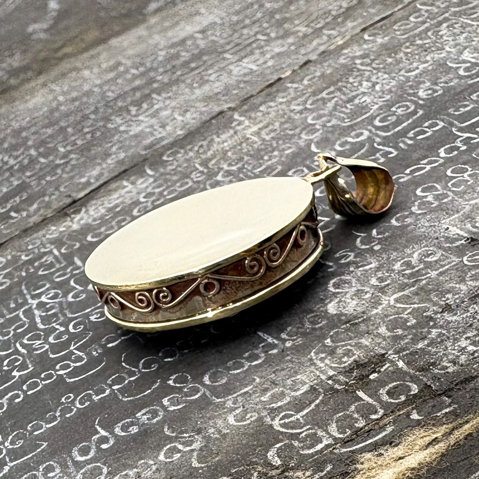 Brass Flower Ohm Gau Locket Pendant Amulet - Image 7