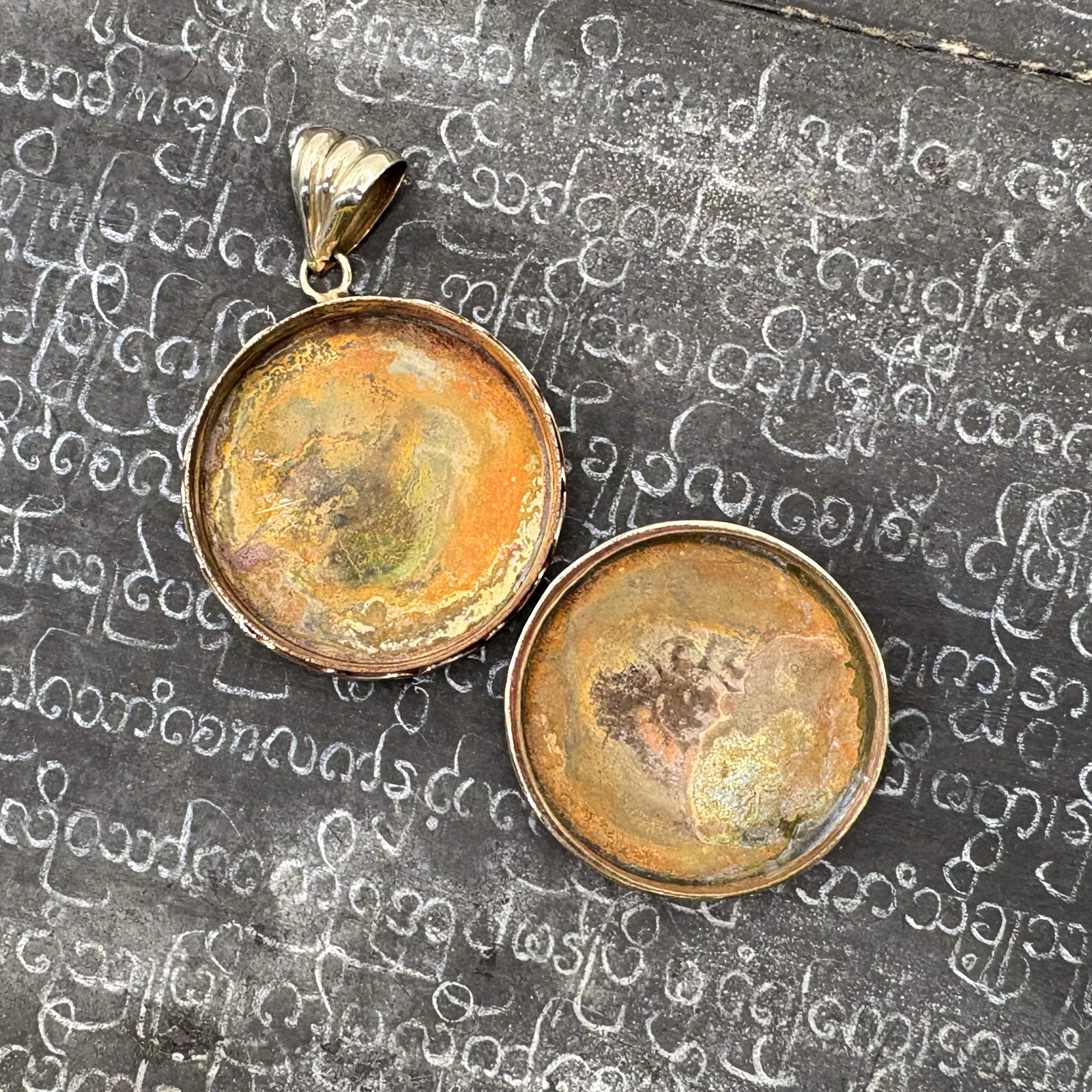 Brass Flower Ohm Gau Locket Pendant Amulet - Image 9