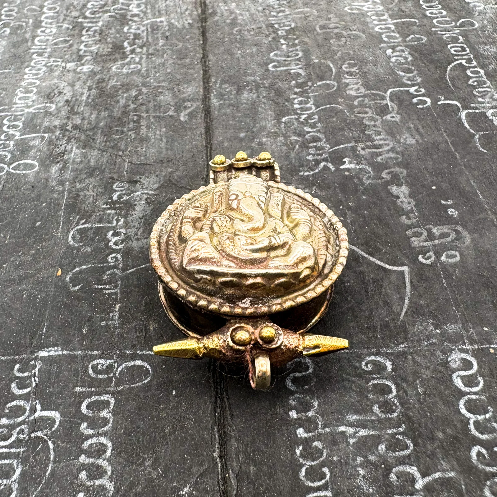 Brass Ganesha Gau Locket Pendant Amulet - Image 7