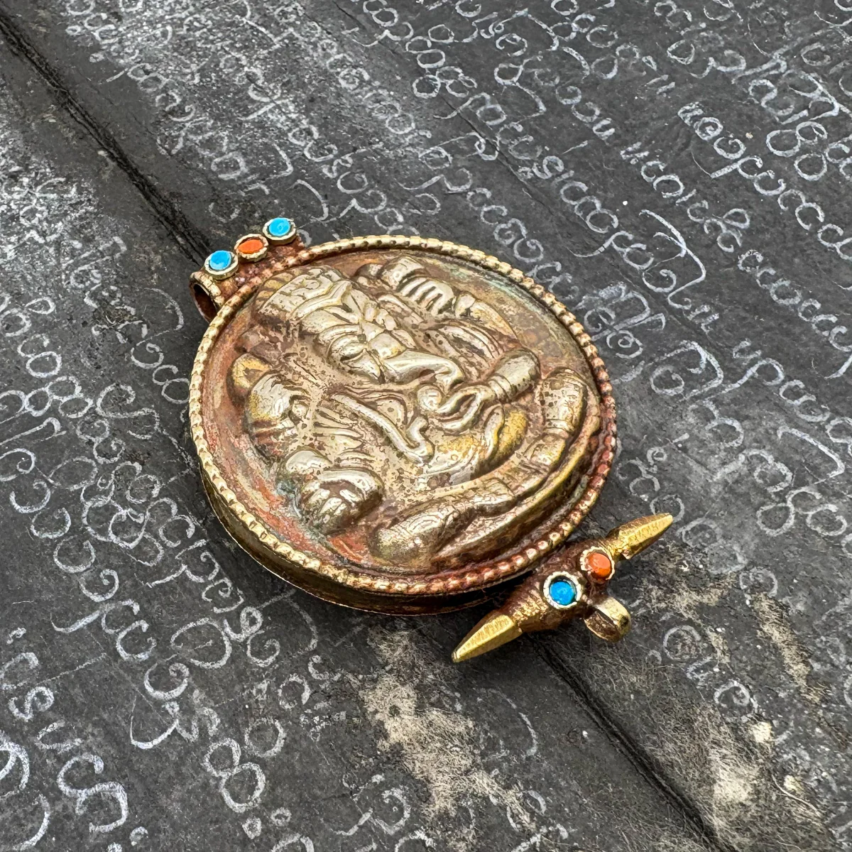 Brass Ganesha Gau with Inlay Locket Pendant Amulet - Image 5