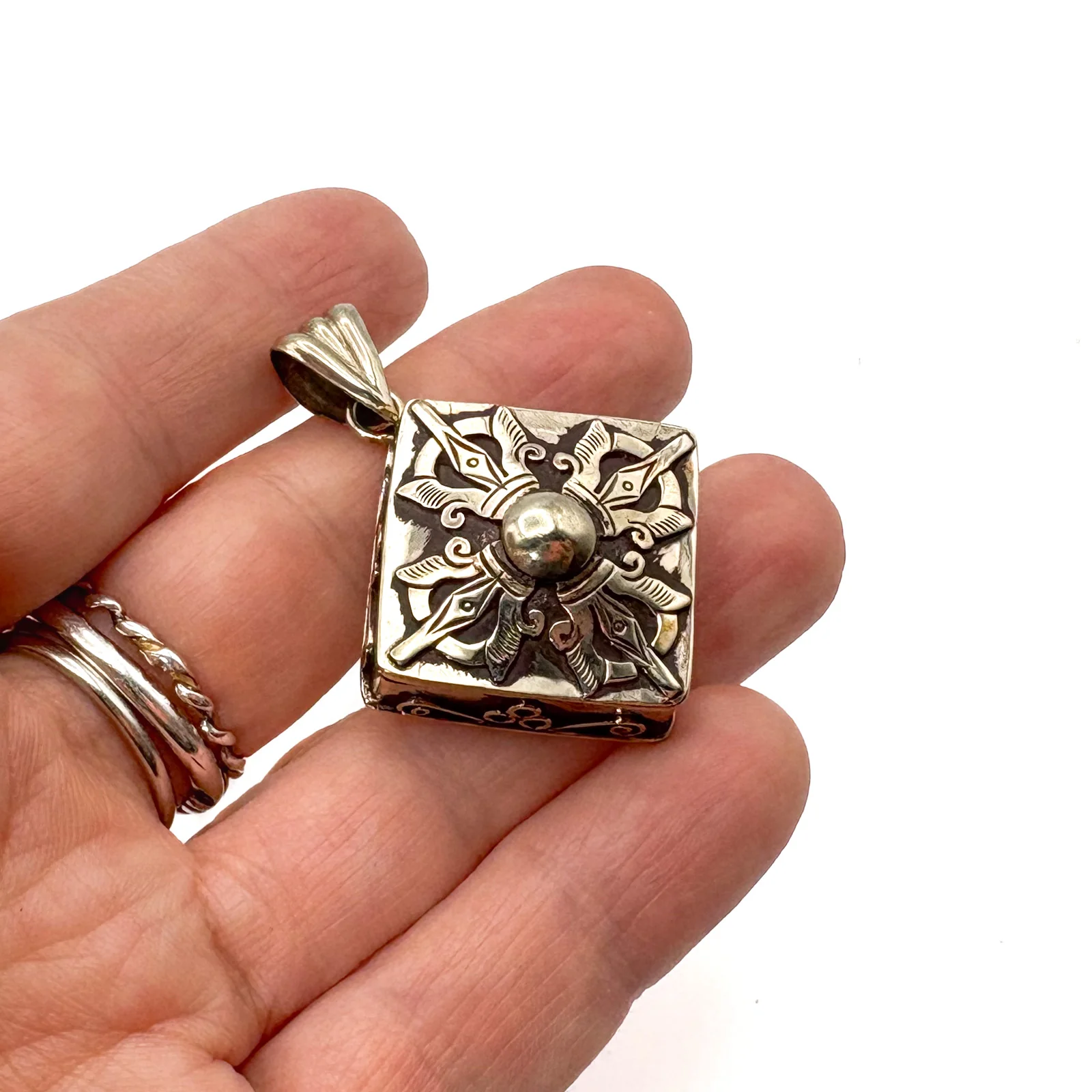 Brass Square Gau Locket Pendant Amulet - Image 4