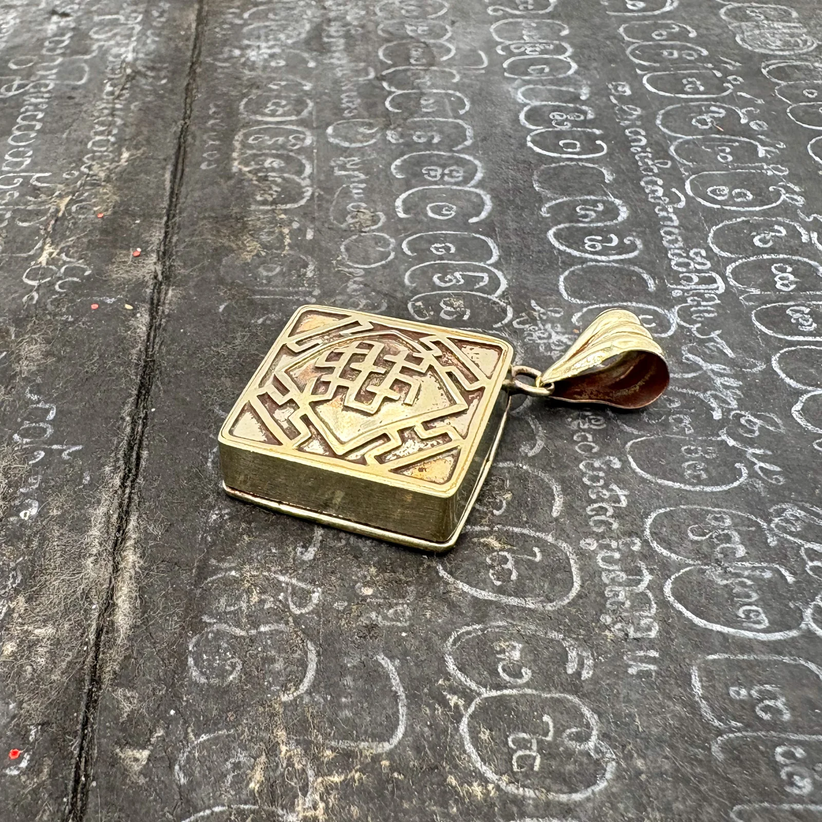 Brass Square Gau Locket Pendant Amulet - Image 5