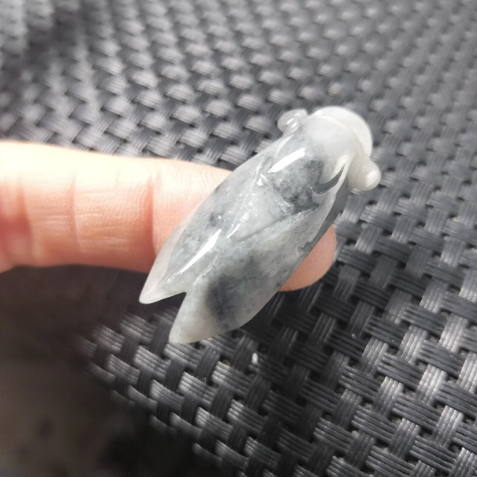 Certified Gray Lavender Natural Type A Jadeite Carved Cicada Coin Pendant - Image 7
