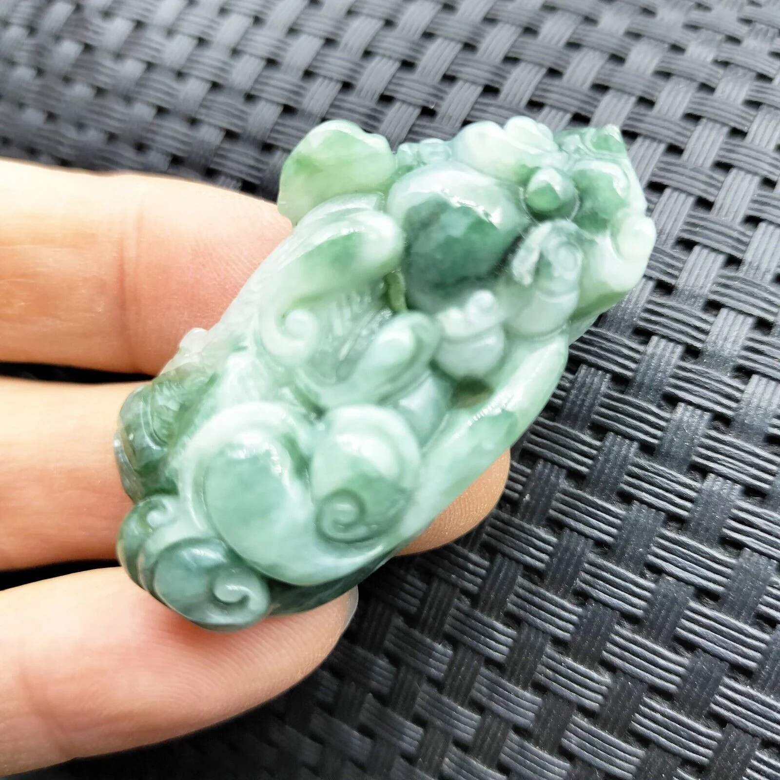 Certified Green Natural Type A Jadeite Carved Dragon Pi Xiu Ruyi Coin Pendant - Image 2