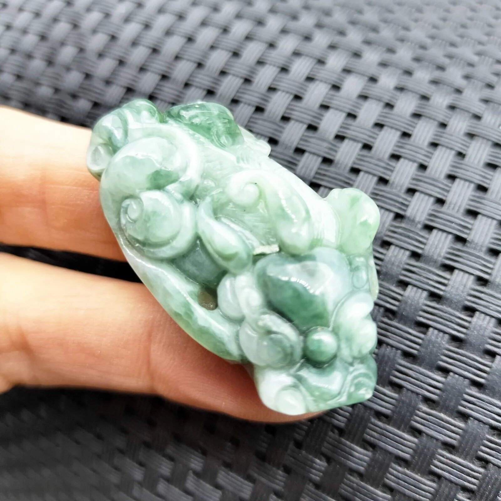 Certified Green Natural Type A Jadeite Carved Dragon Pi Xiu Ruyi Coin Pendant - Image 3