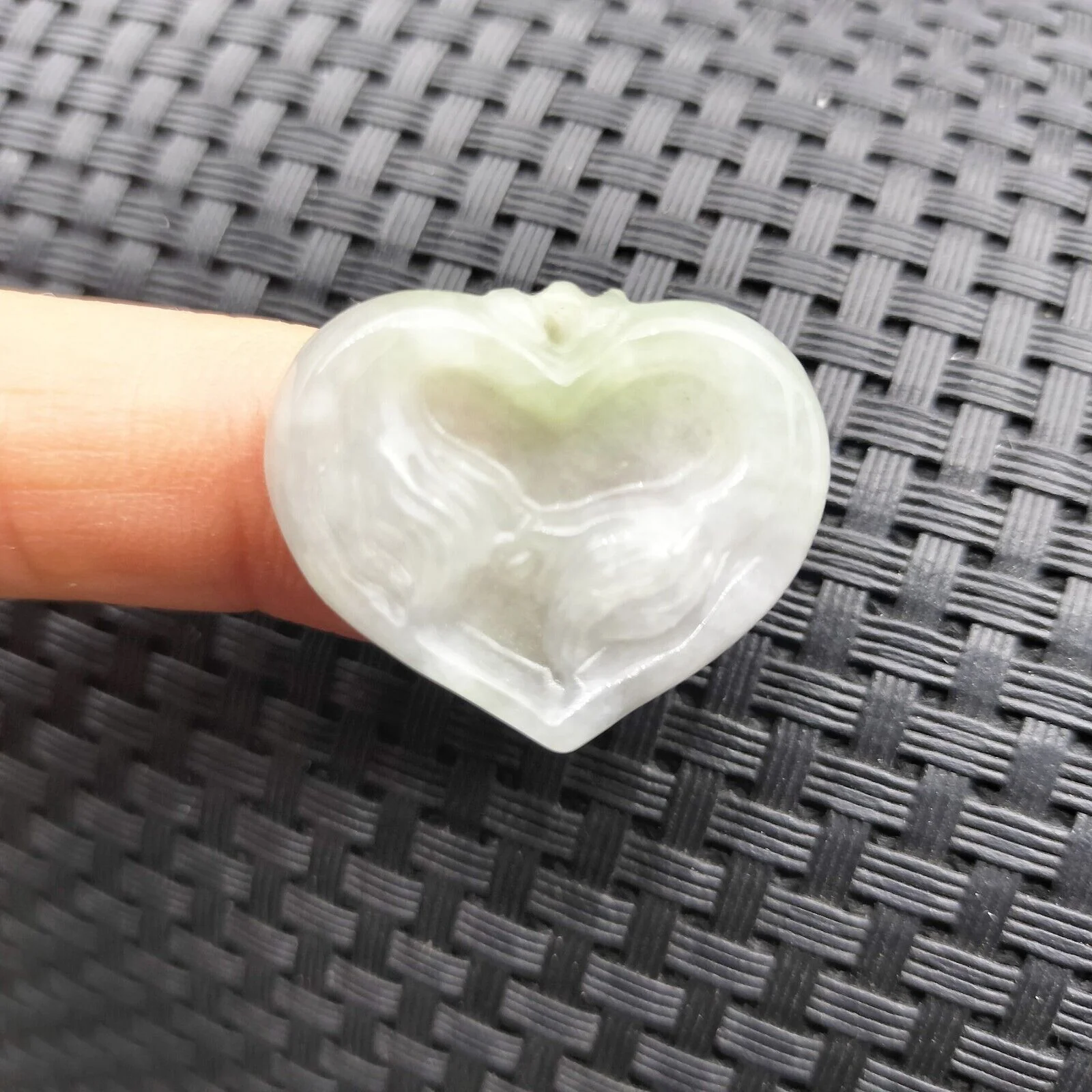 Certified Lavender Burma Natural Jade Jadeite Carved Hand Heart Pendant Grade A - Image 2