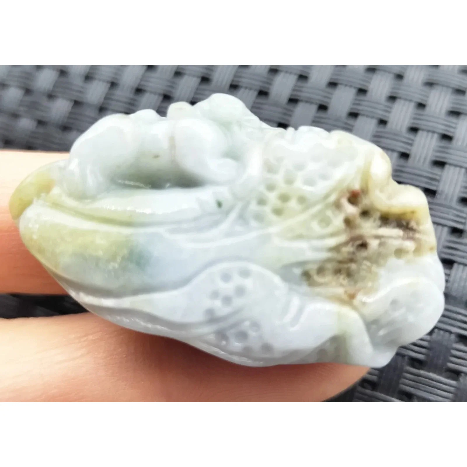 Certified Lavender Natural Jadeite Cabbage Dragon Pi Xiu Pendant Grade A - Image 3