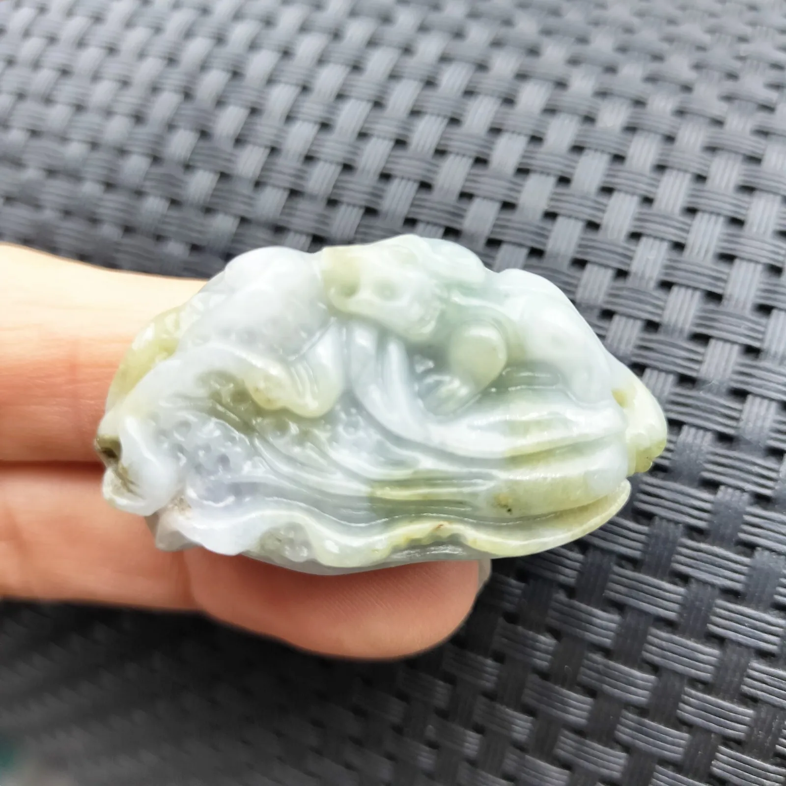 Certified Lavender Natural Jadeite Cabbage Dragon Pi Xiu Pendant Grade A - Image 4
