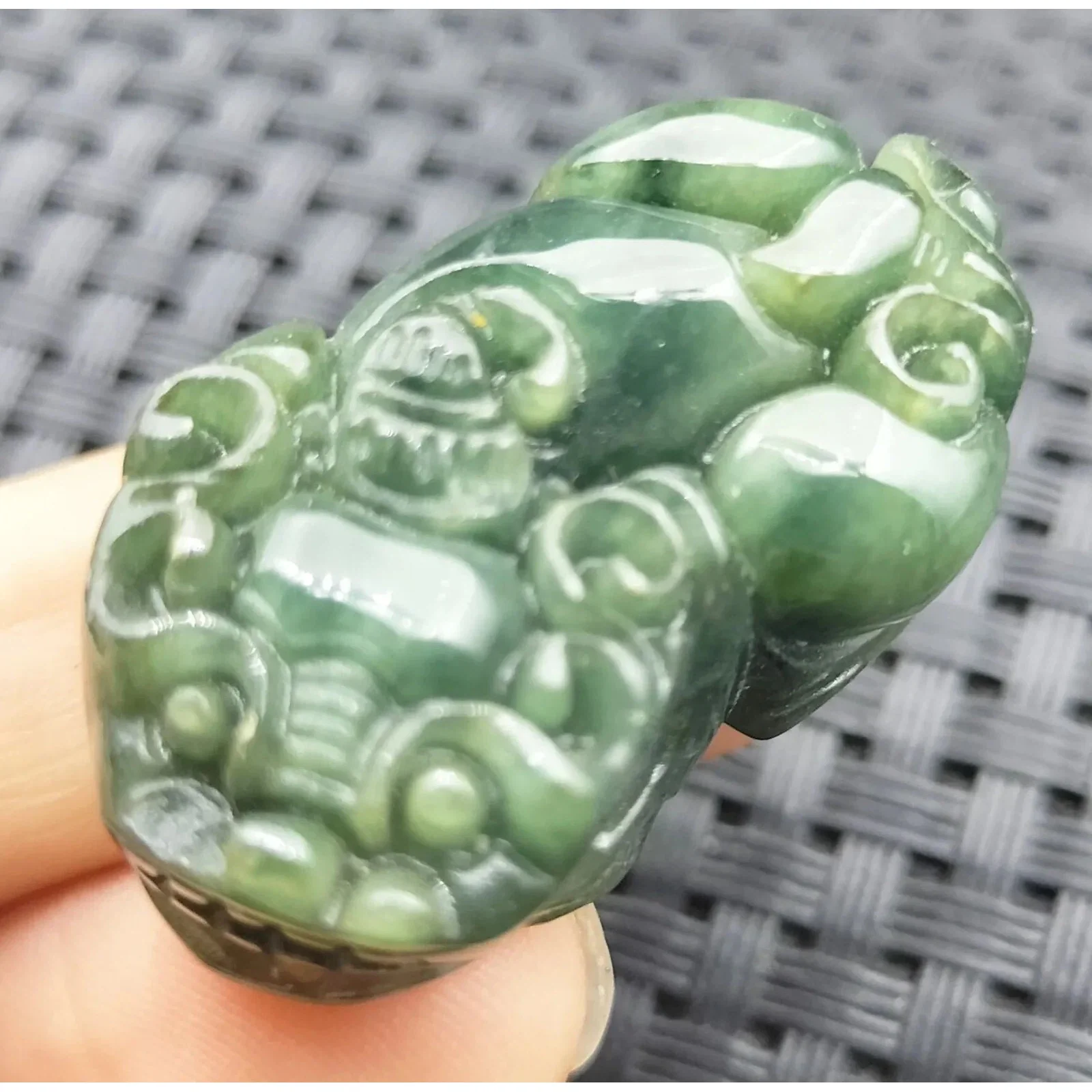 Certified Oily Green Natural Type A Jadeite Carved Dragon Pi Xiu Coin Pendant - Image 3