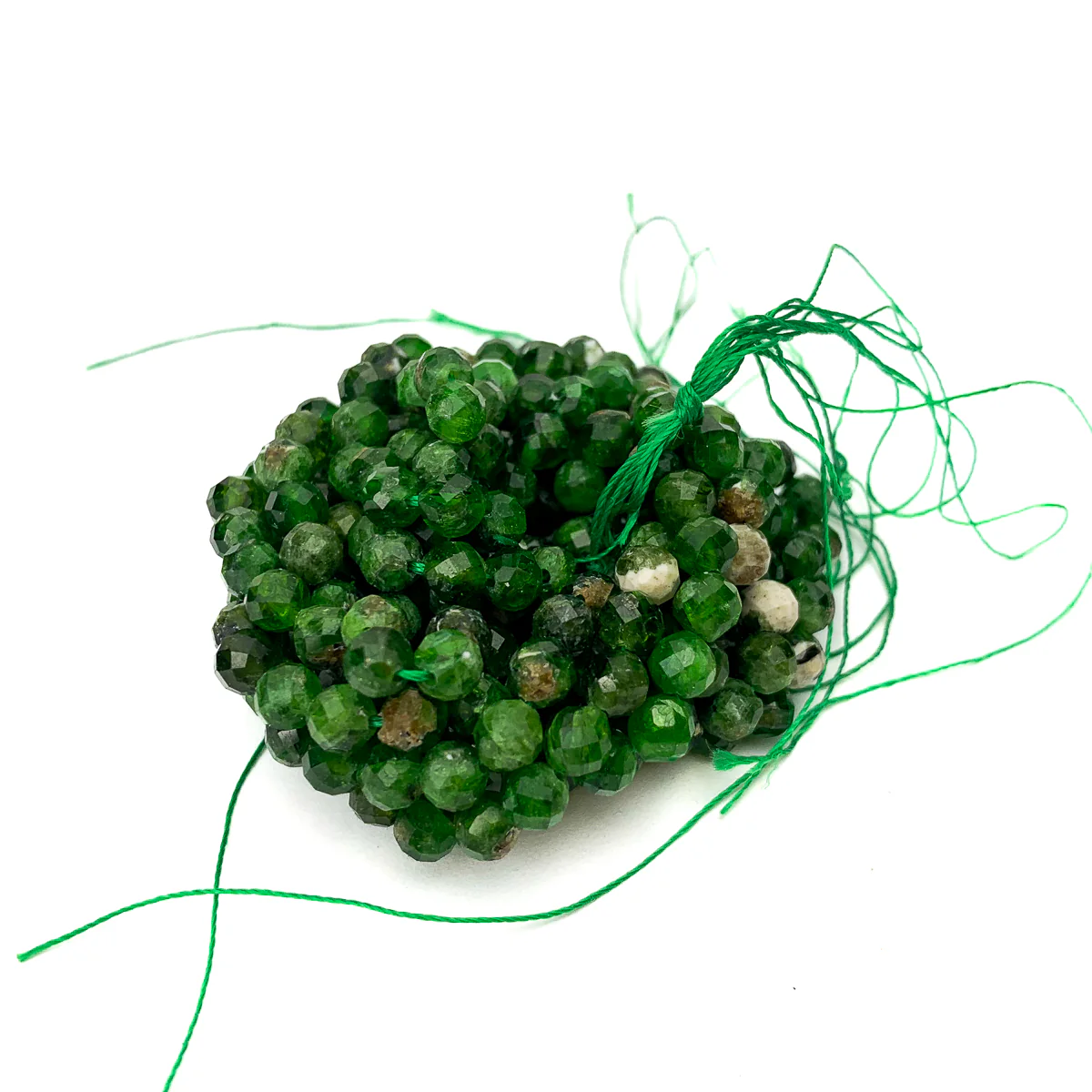 Chromium Diopside Siberian 6mm Faceted Rounds - Image 3
