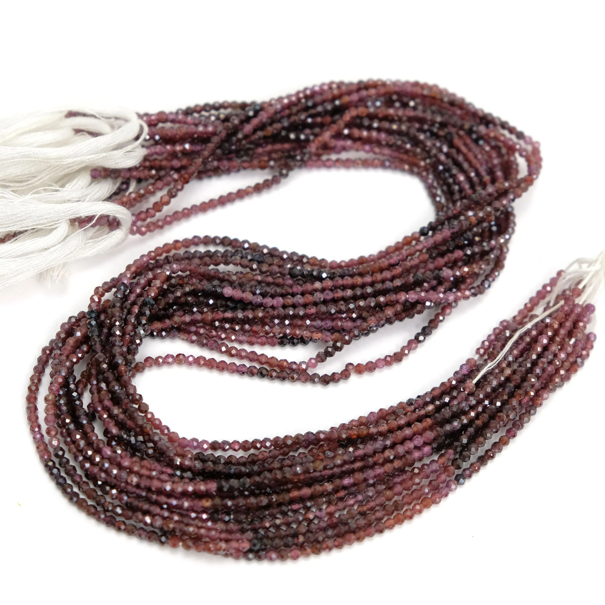 Ombre Garnet 2mm Faceted Rounds - Image 3