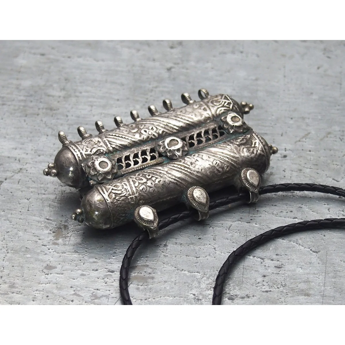 Double Tawidh Silver Pendant - Image 6