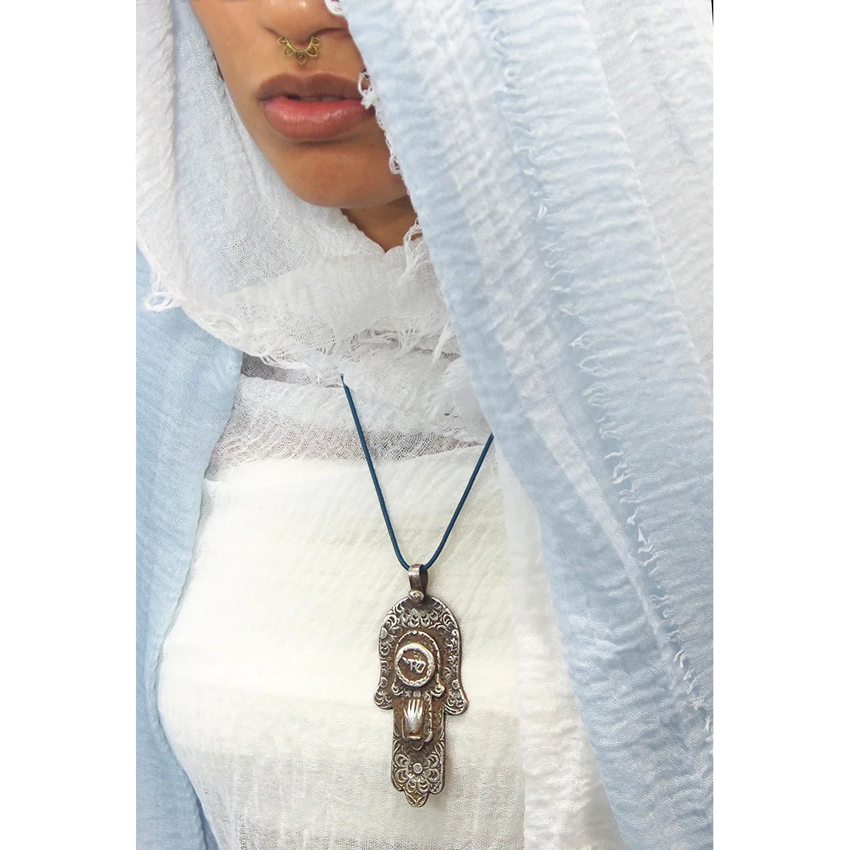 Essaouira Judaica Hamsa with El Shaddai Hebrew Characters and the Hand of Protection Pendant - Image 4