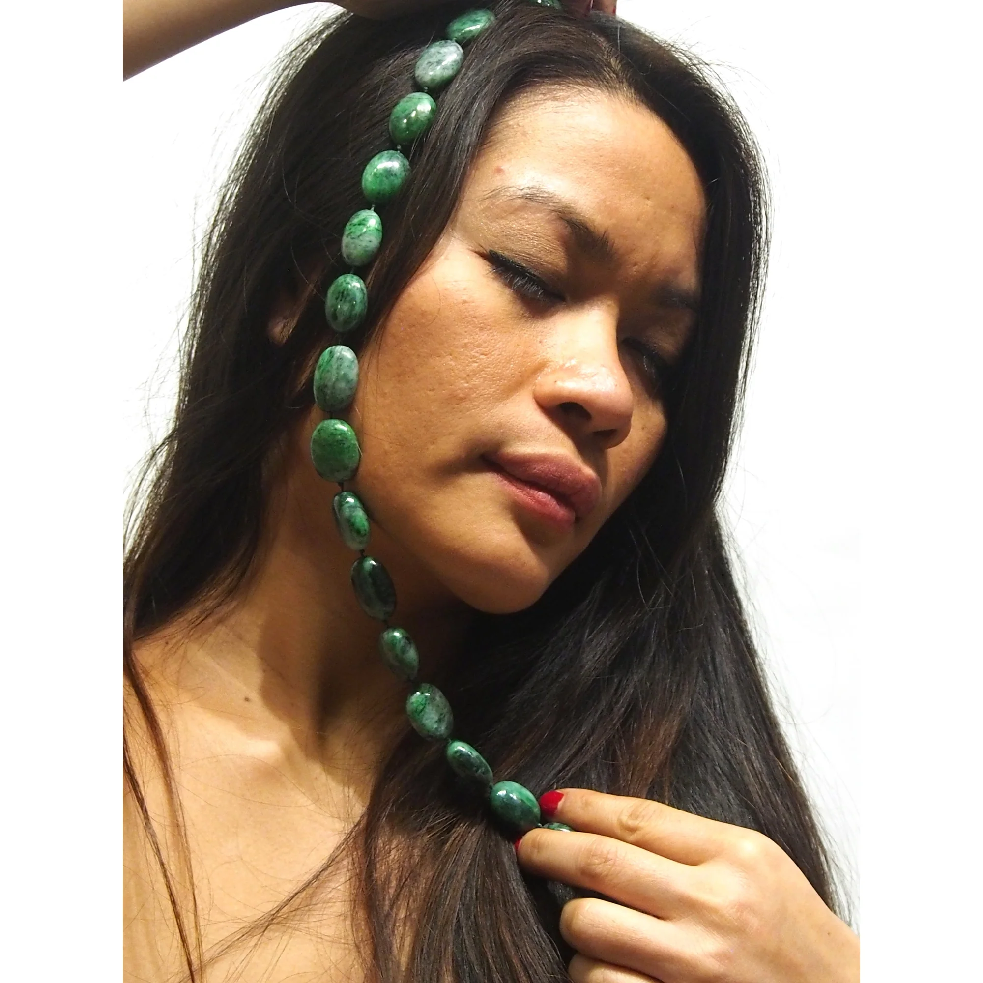 Fine Jade Smooth Oval Strand - Image 3
