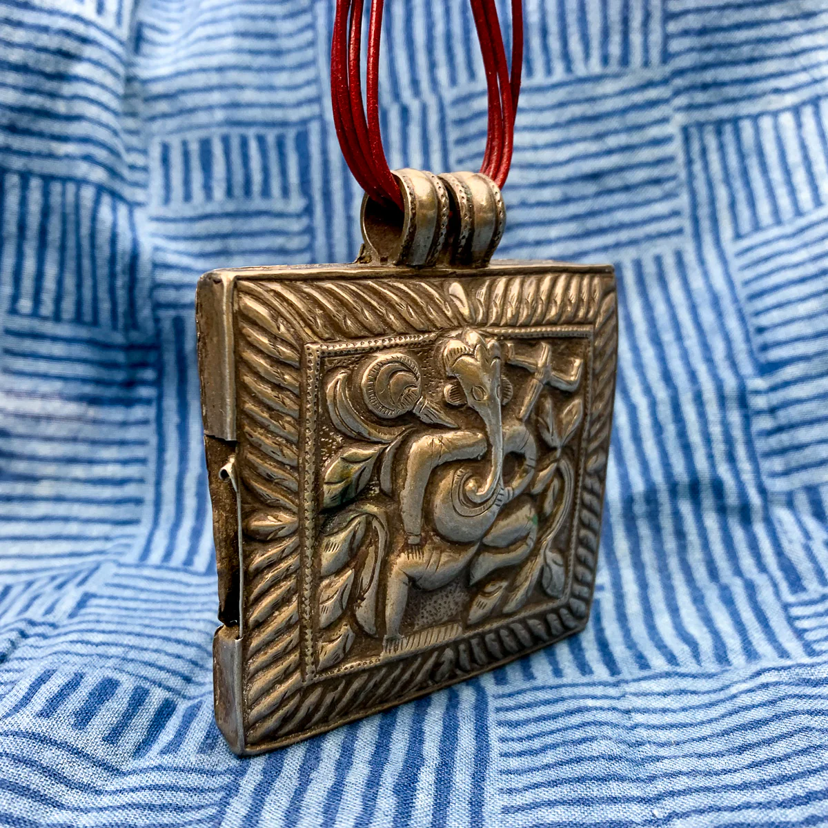 Hand Stamped 80% Silver Sheet Ganesha and Lakshmi Large Pectoral Pendant Amulet Box - Image 4