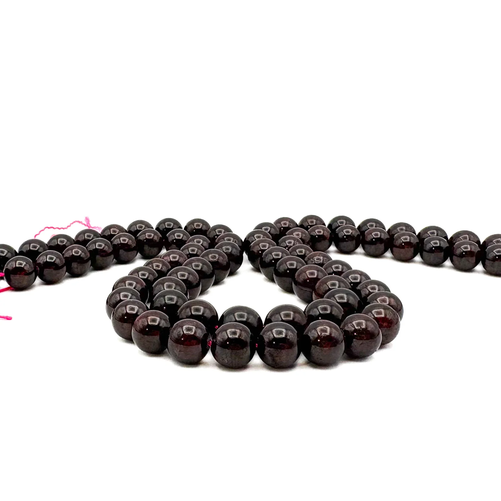 Garnet 10mm Smooth Rounds Bead Strand - Image 5