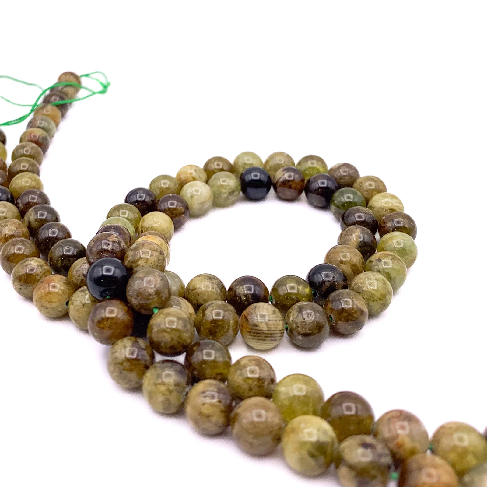 Green Garnet 8mm Smooth Rounds Bead Strand - Image 8