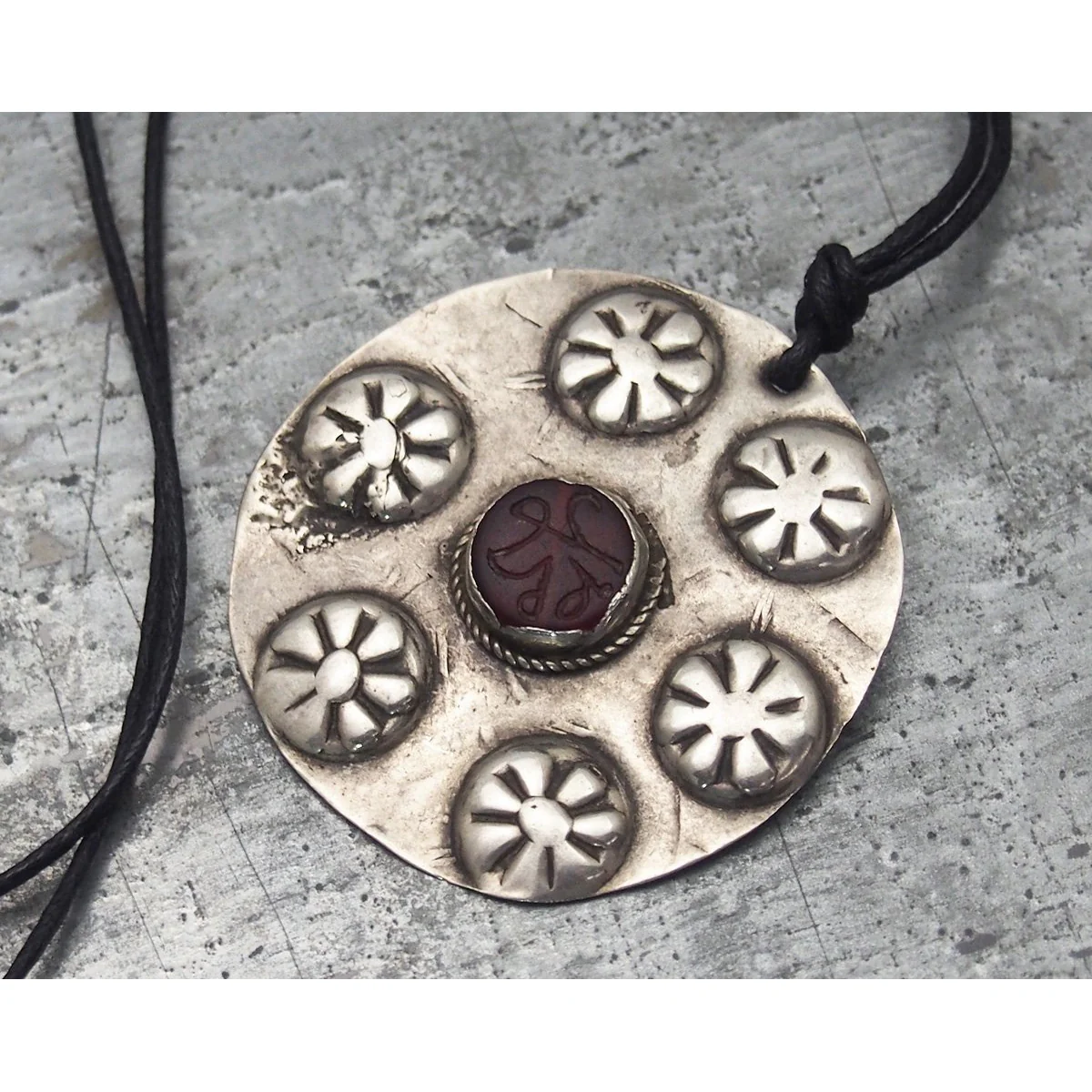 Turkmen Hadj Bead Silver Moon Pendant ca. 1950 - Image 4