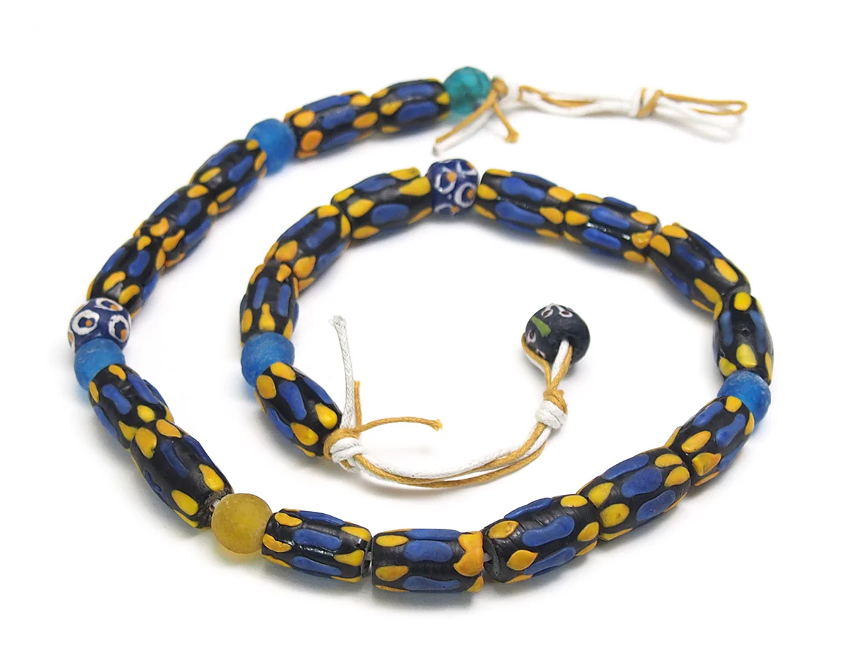 Hand Inlaid/Hand Wound Java Glass Bead Necklace/Strand - Image 2