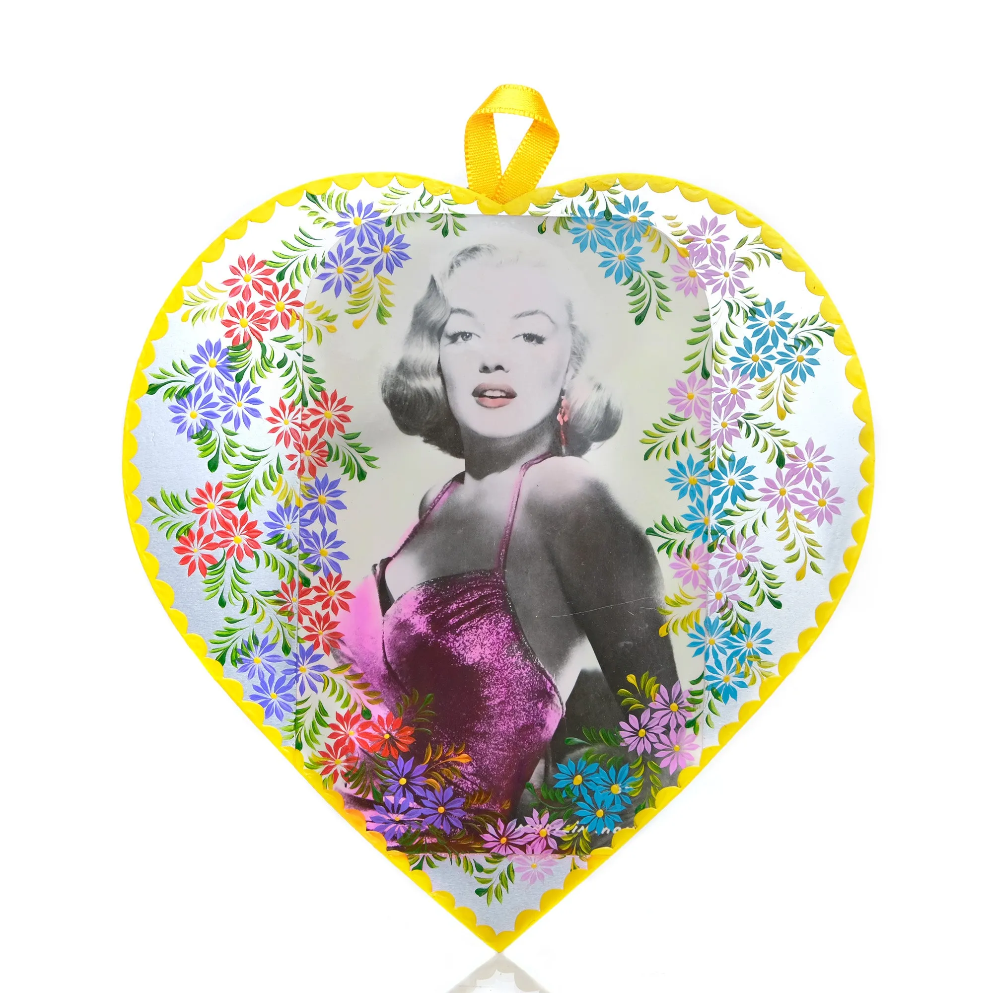 Hand-Painted Elvis/Marilyn Heart Ornament - Image 6