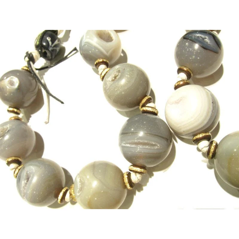 Heirloom Chalcedony Agate Bead Necklace, B - Image 3
